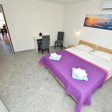 House Vitali Island Of Hvar * Vrbanj